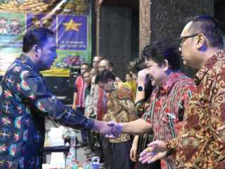 Bupati Kubar Ajak Generasi Muda Jaga Budaya di Tengah Modernisasi