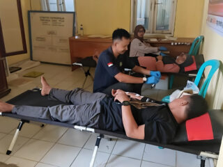 HUT ke-62 Sumber Sari Diwarnai Donor Darah, Warga Antusias Bakti Sosial