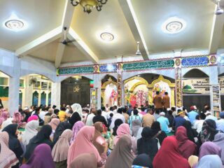 Ratusan Warga Berbas Tengah Peringati Maulid Nabi Muhammad SAW 1448 H di Masjid Nurul Mu'min