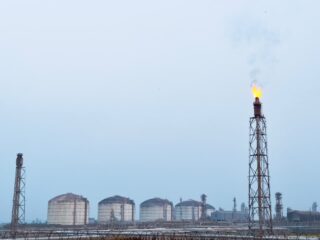 Reaktivasi Kilang Badak NGL, Menyalakan Harapan di Tengah Ekonomi yang Meredup